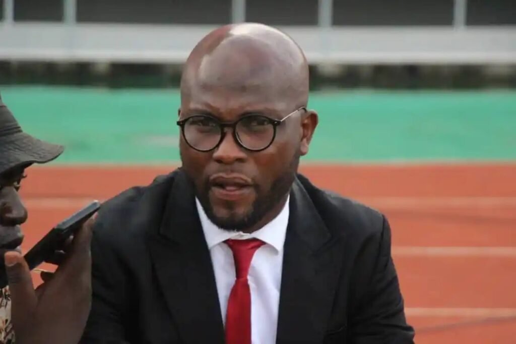 Coach of Union Sportive de Douala Resigns